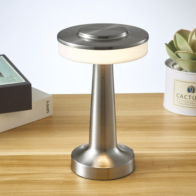 Lampe de table de charge tactile Led Lampe créative Lampe champignon Capteur tactile rechargeable sans fil Lampes de table sans fil en métal et en aluminium